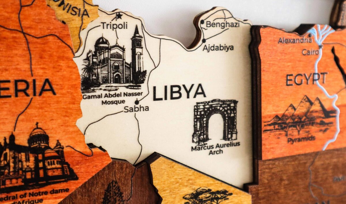 Traveler World Map - Image 18